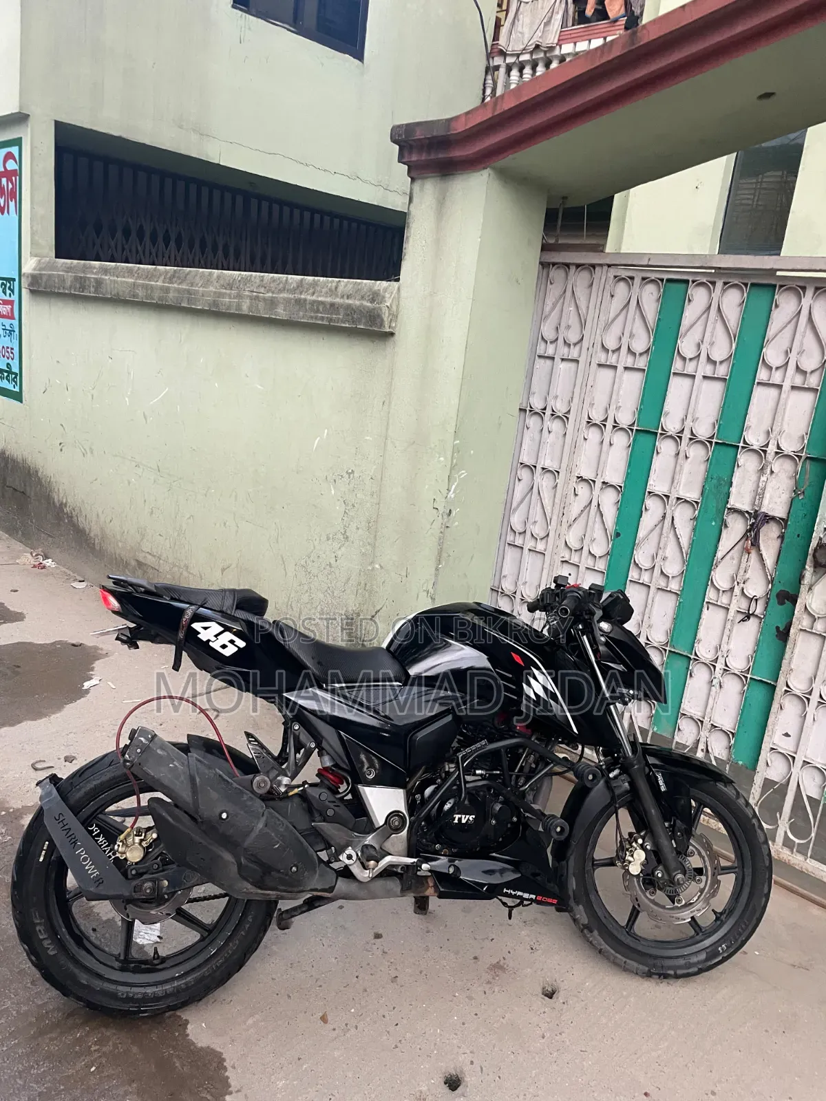 TVS Apache RTR 160 4V 2022 Black
