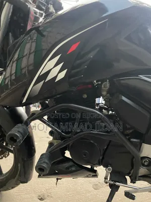 TVS Apache RTR 160 4V 2022 Black