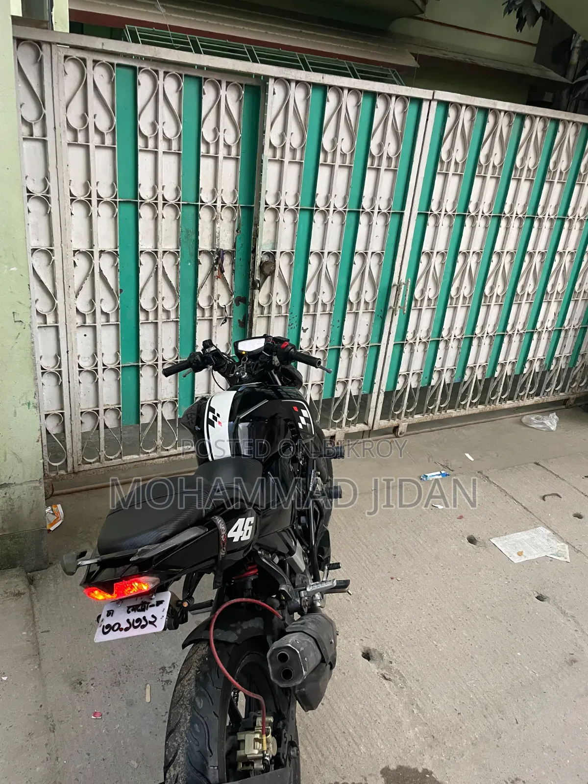 TVS Apache RTR 160 4V 2022 Black