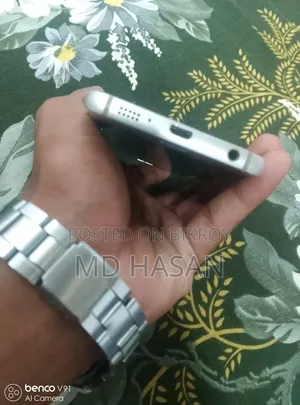 স্যামসাং গ্যালাক্সি এস৬ এজ ৩২ জিবি গোল্ড