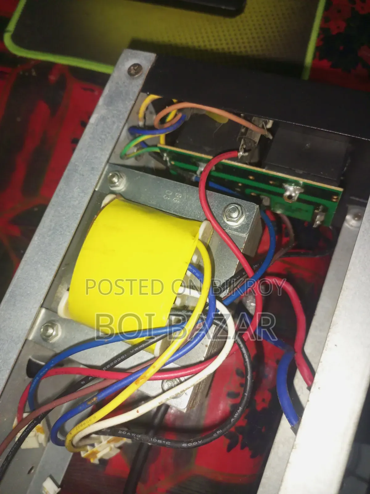 650va UPS, Old UPS steel body 2 circuits broken