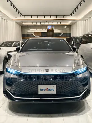 Toyota Crown 2022 Gray