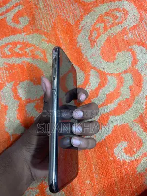 অ্যাপল আইফোন ১১ প্রো ম্যাক্স ৬৪ জিবি রোজ গোল্ড
