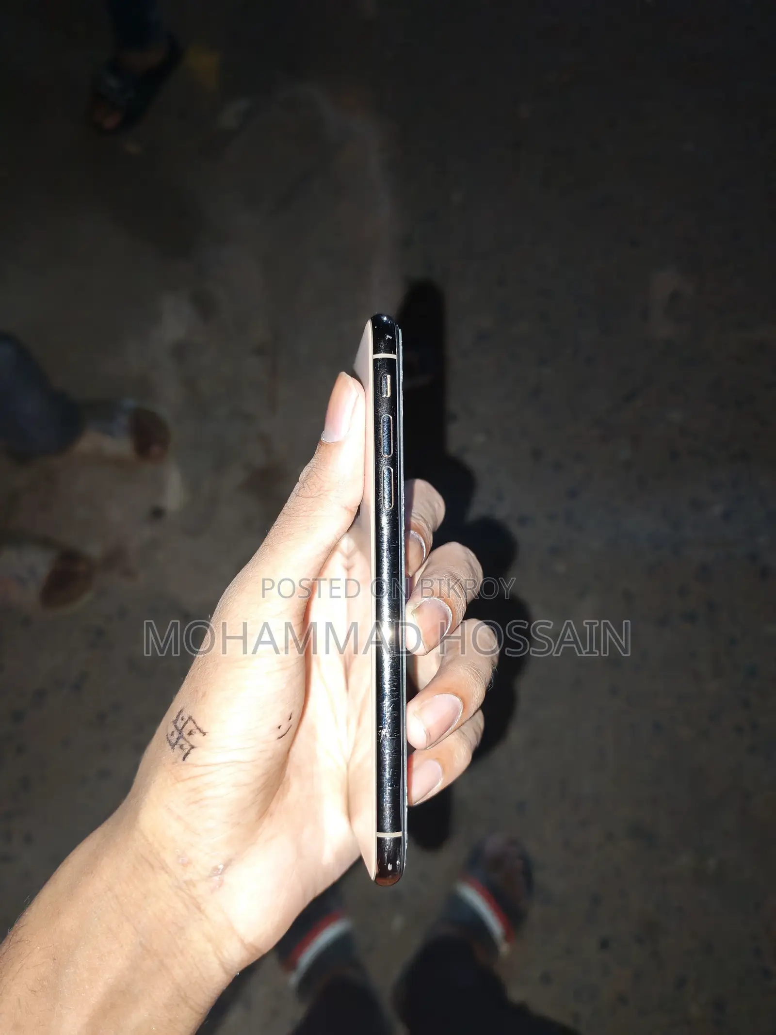 অ্যাপল আইফোন এক্সএস ২৫৬ জিবি গোল্ড