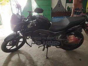 Honda CB 2017 Black