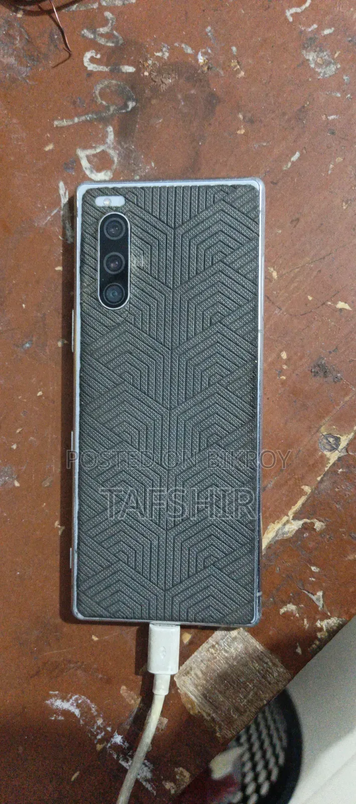 সনি এক্সপেরিয়া ৫ ১২৮ জিবি সাদা