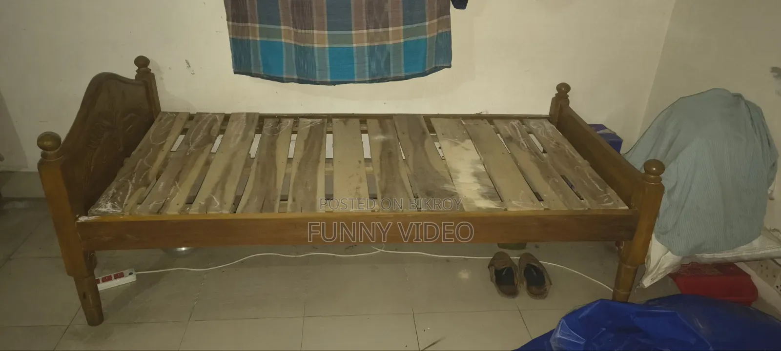 Single Wooden Bed Frame. (Bed / Chowki)
