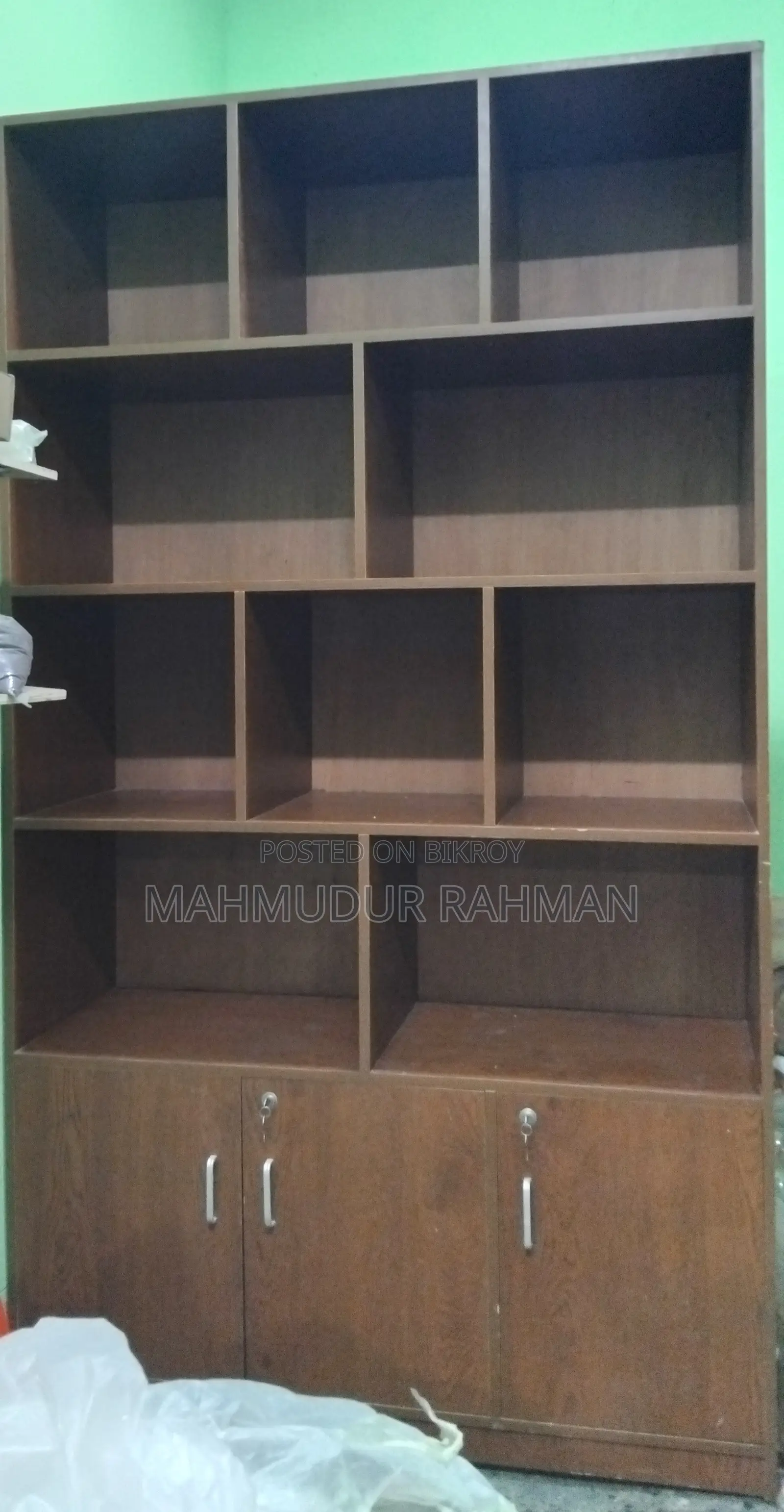 ৪×৭ ফিট স্টোরেজ ডিসপ্লে কেবিনেট বিক্রি হবে