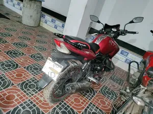 TVS Apache RTR 160 2V 2018 Red