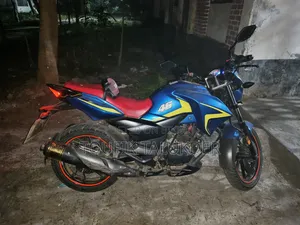 Hero Hunk 150R Dual Disc ABS 2021 Blue