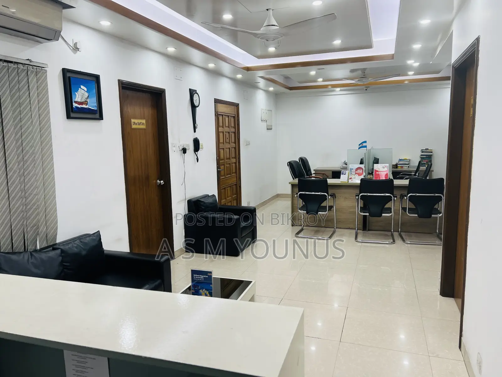 Furnished Office Sharing in BANANI