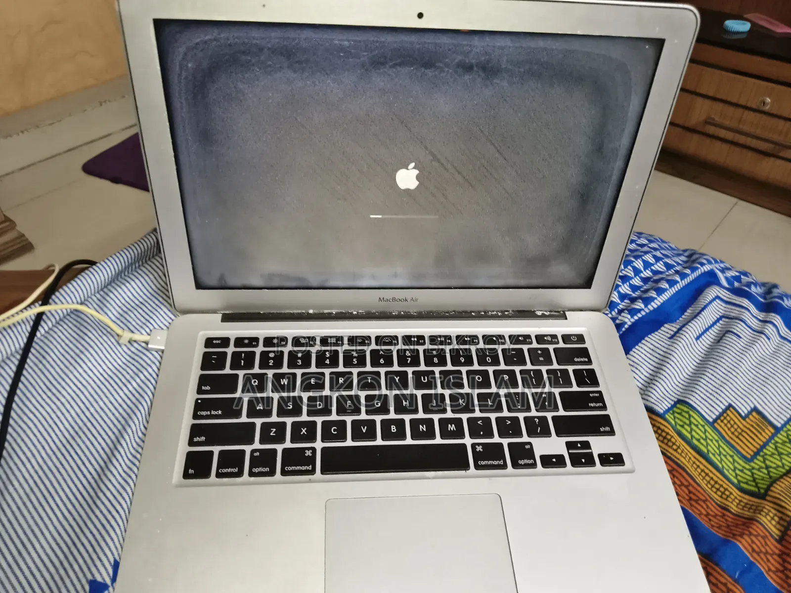 Laptop Apple MacBook 2015 8GB Intel Core I5 SSD 128GB