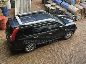 Nissan X-Trail 2.0 Petrol XE 2011 Black