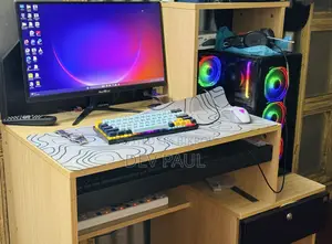 Desktop Computer 8GB AMD Ryzen 5 SSD 500GB