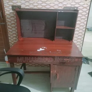 পড়ার এবং কম্পিউটার টেবিল বিক্রয়