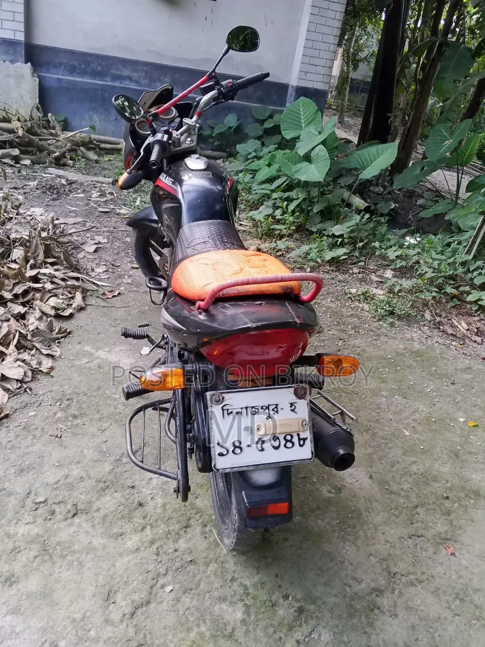 দায়াং ডিওয়াই১০০-এ ২০১৬ ব্ল্যাক