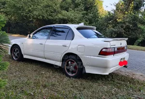 Toyota Corolla 1993 White