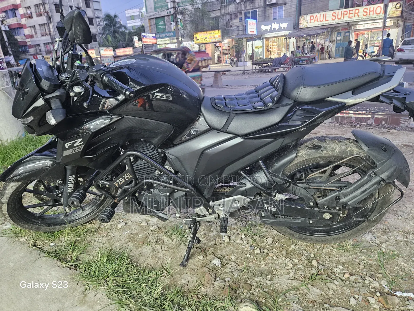 ইয়ামাহা এফজেড ২০২৬ কালো