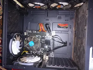 Desktop Computer 4GB Intel Core i3 HDD+SSD 500GB