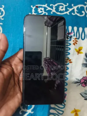 Vivo Y17 64 GB Green