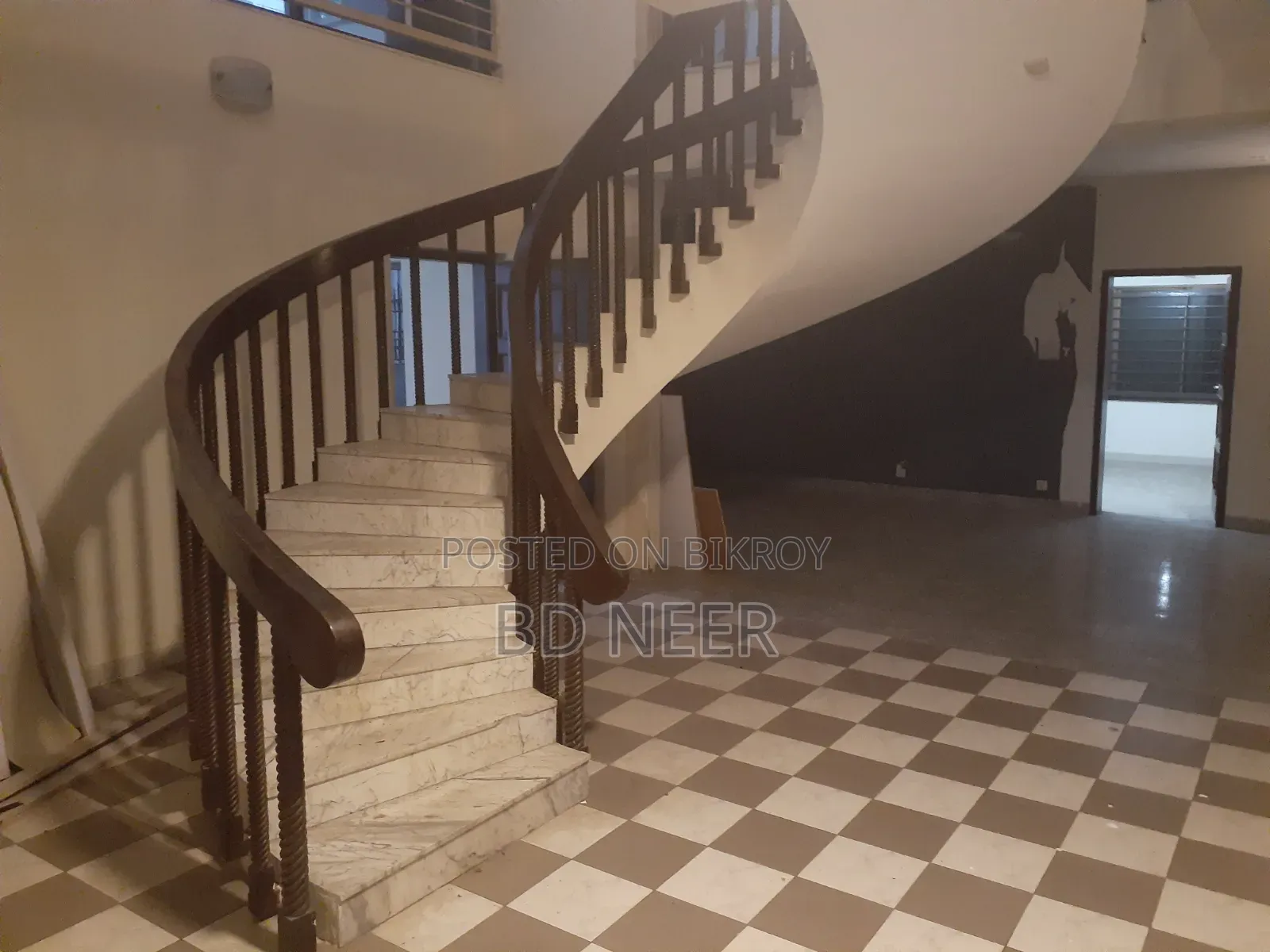 4-Bedroom House in Baridhara for Rent