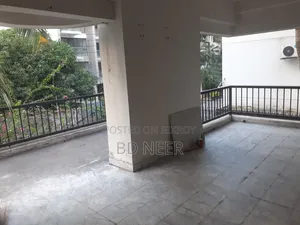 4-Bedroom House in Baridhara for Rent