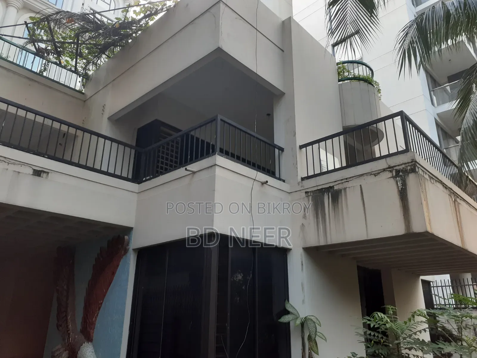 4-Bedroom House in Baridhara for Rent