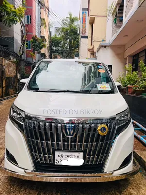 টয়োটা এস্কয়ার ২০১৯ পার্ল