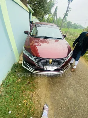 Toyota Premio 2013 Maroon