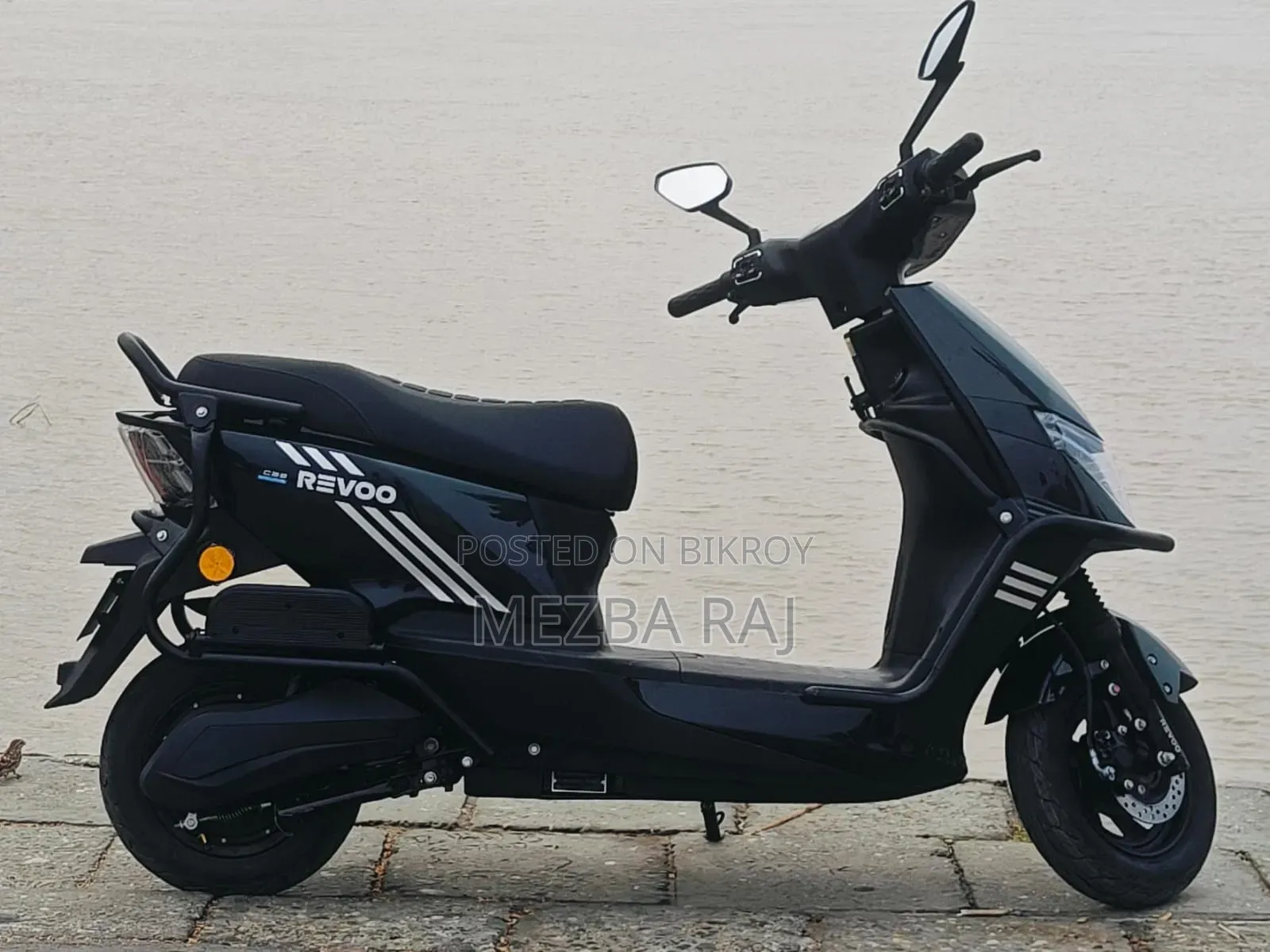 New Revoo C32 2026 Black