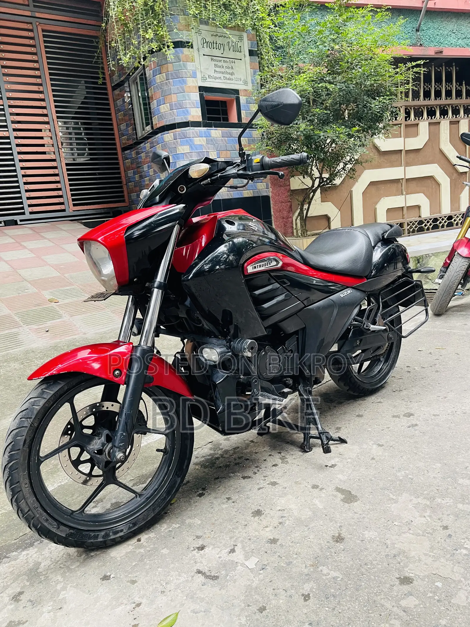Suzuki Intruder 2018 Black