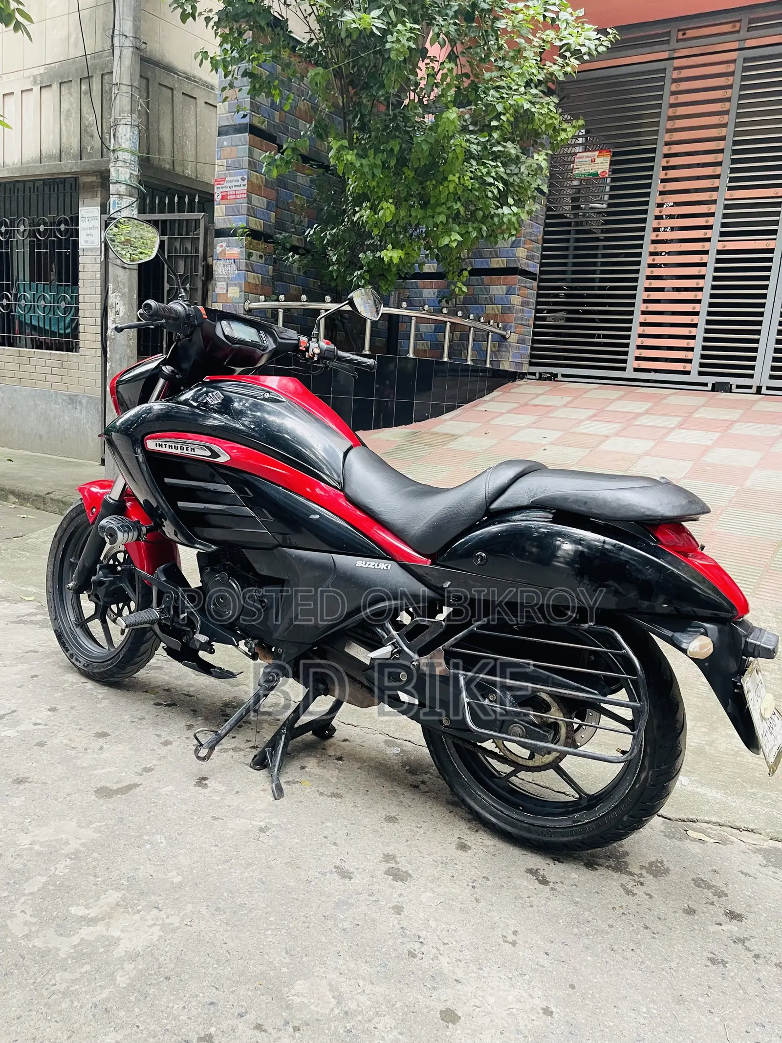 Suzuki Intruder 2018 Black