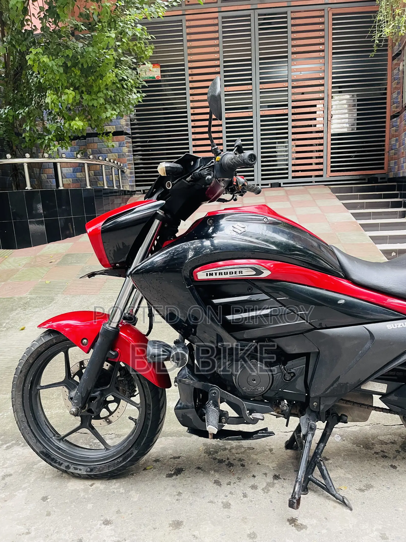 Suzuki Intruder 2018 Black