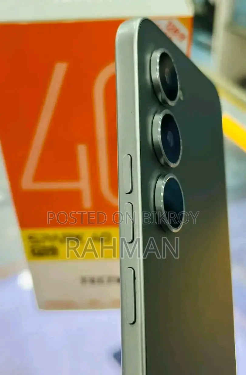 টেকনো স্পার্ক ৪০ প্রো ১২৮ জিবি ব্ল্যাক