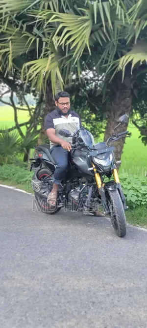 Hero Xtreme 160R 4V 2025 Black