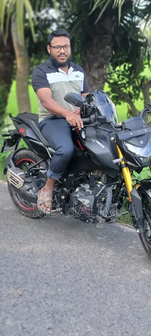 Hero Xtreme 160R 4V 2025 Black