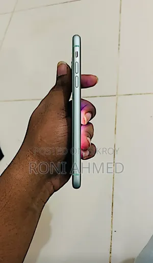 Apple iPhone 11 64 GB