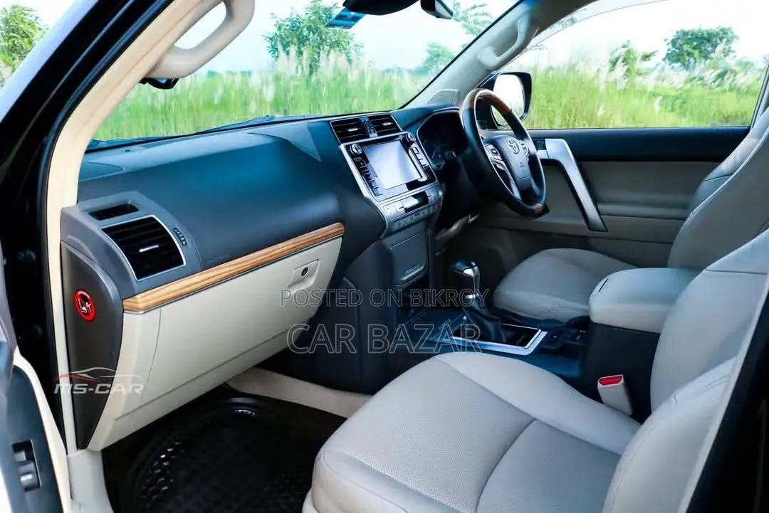 Toyota Land Cruiser Prado 2.7 2018 Black