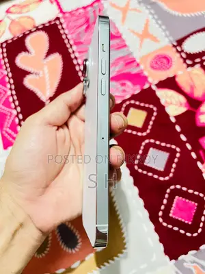 অ্যাপল আইফোন ১৪ প্রো ম্যাক্স ১২৮ জিবি হোয়াইট