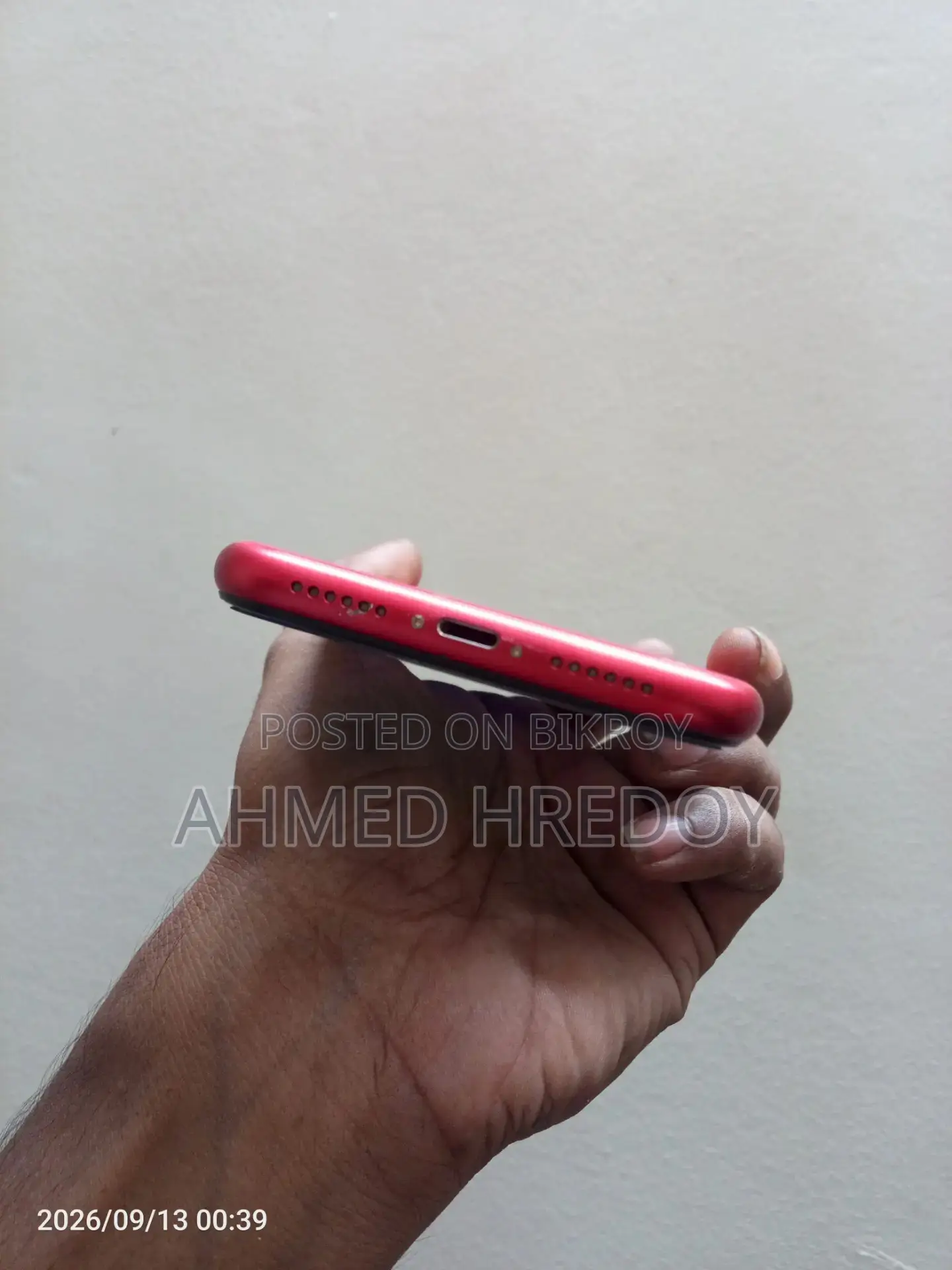 অ্যাপল আইফোন ১১ ১২৮ জিবি লাল