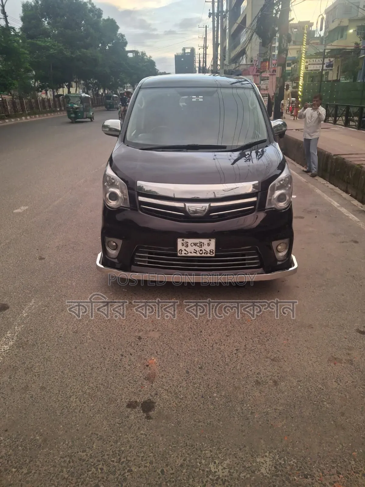 Toyota Noah 2012 Black
