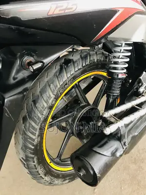 TVS Stryker 125 2018 Red