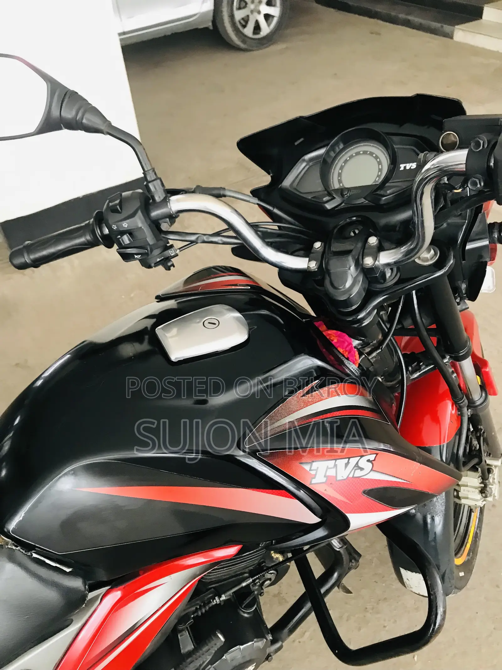 TVS Stryker 125 2018 Red