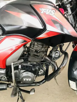 TVS Stryker 125 2018 Red