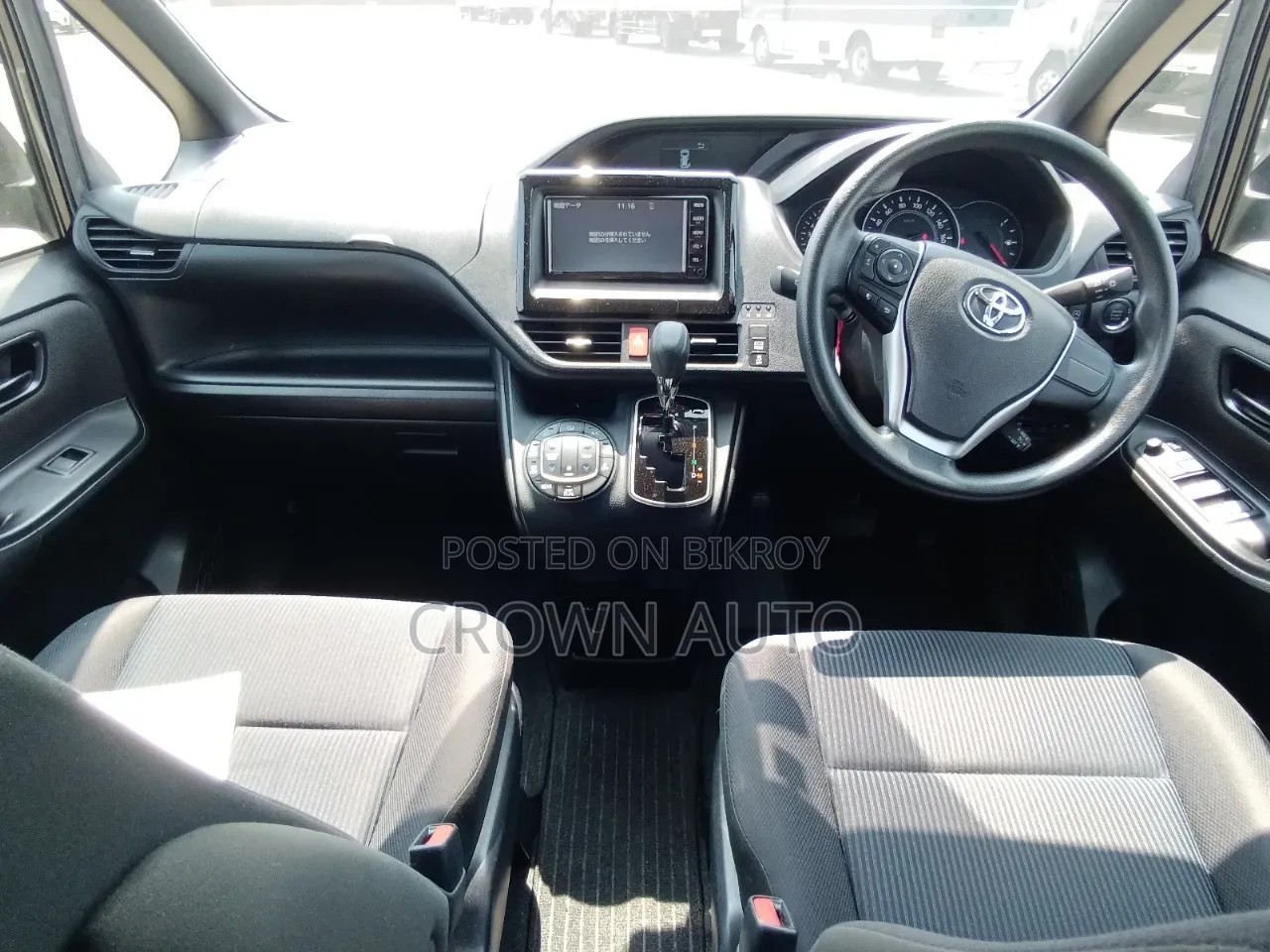 Toyota Noah 2.0 Front-Wheel Drive (8 Seater) 2021 Black