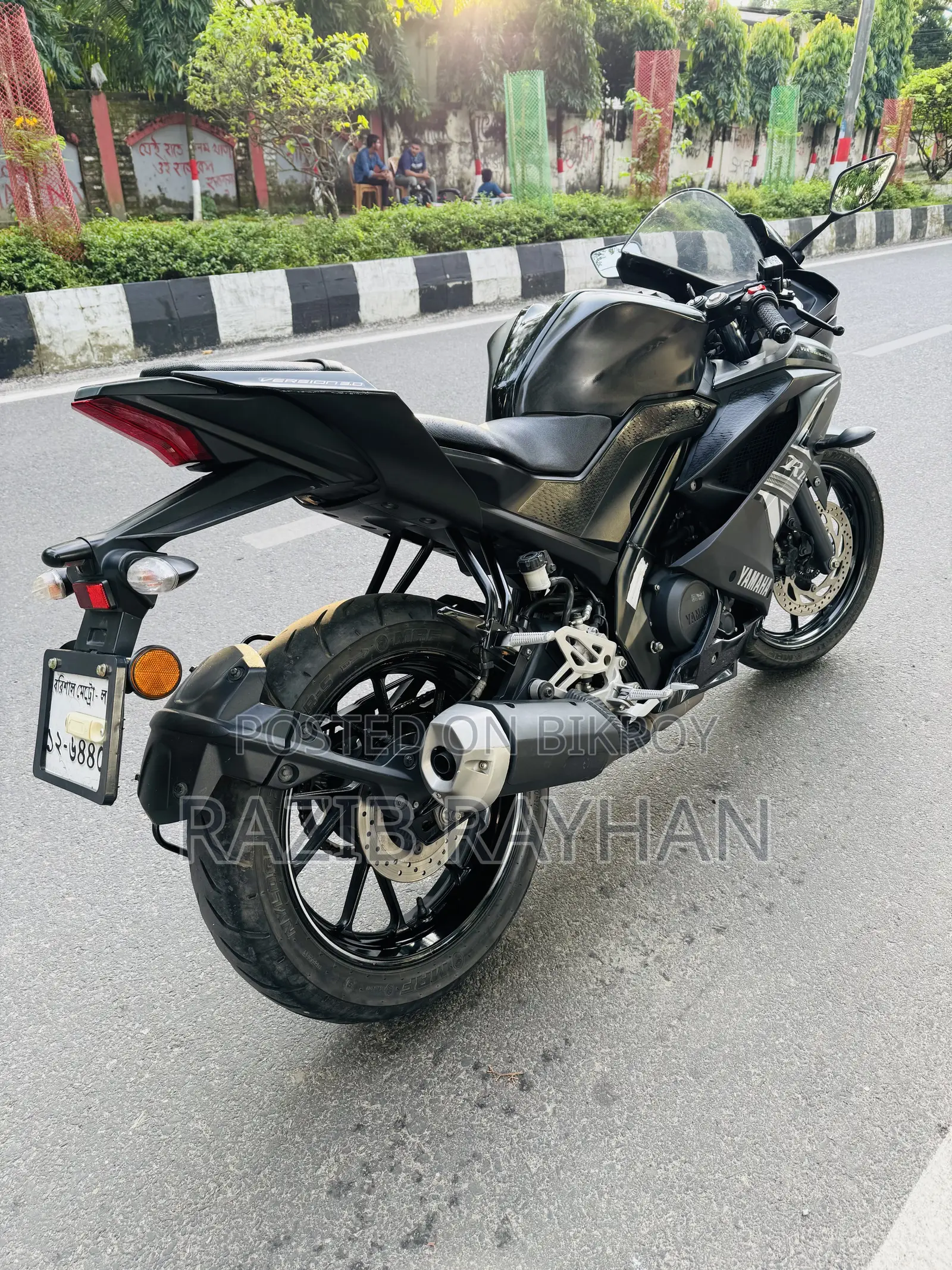 Yamaha 2023 Black