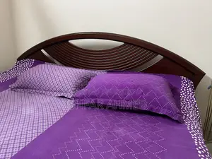 কিং সাইজ বেড