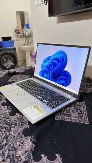 Laptop Asus Vivobook 15 16GB Intel Core i7 SSD 512GB