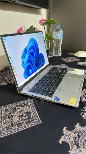Laptop Asus Vivobook 15 16GB Intel Core i7 SSD 512GB