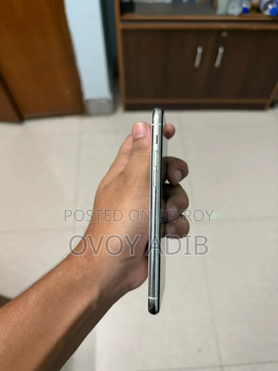 অ্যাপল আইফোন ১১ প্রো ৬৪ জিবি হোয়াইট